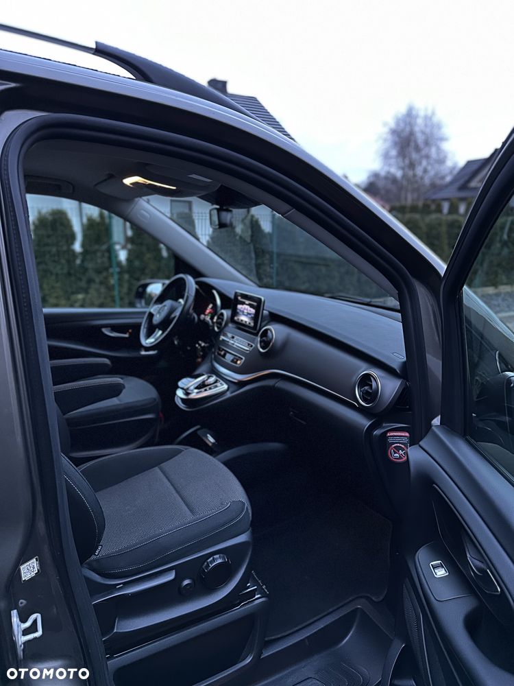 Mercedes-Benz Klasa V 250 d 4-Matic 7G-Tronic - 14