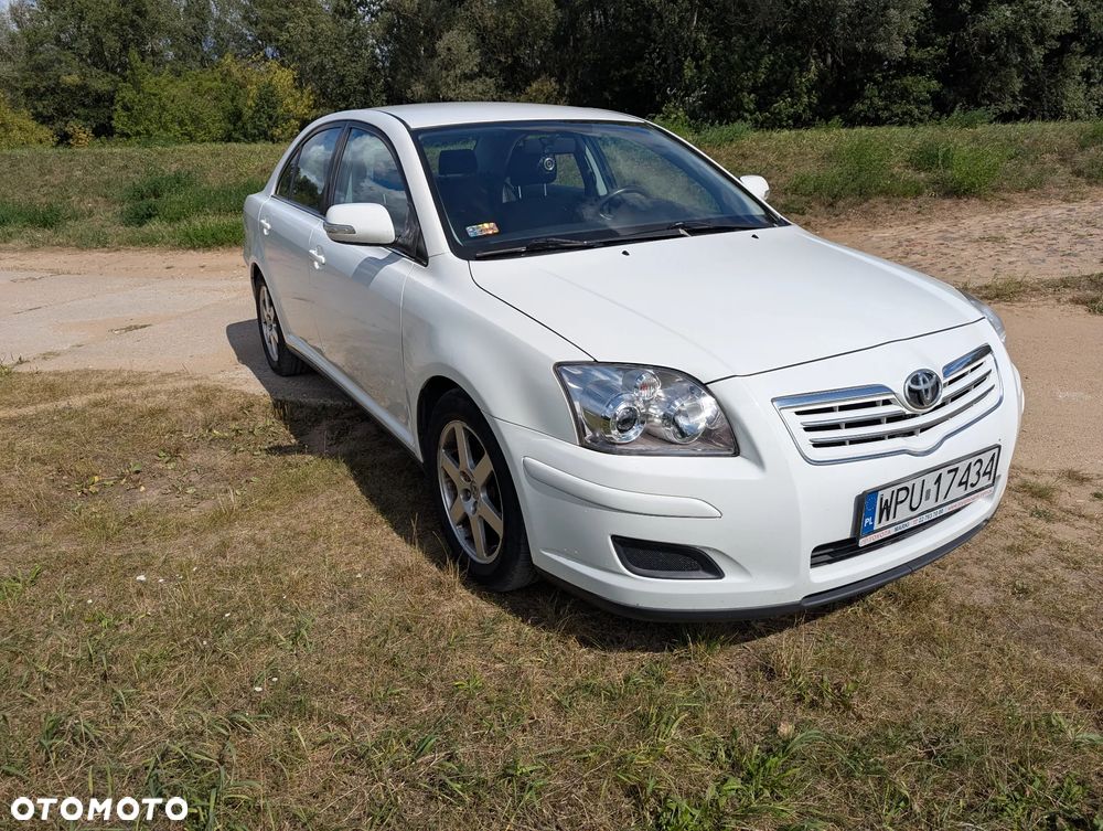 Toyota Avensis 1.8 VVT-i Terra - 2