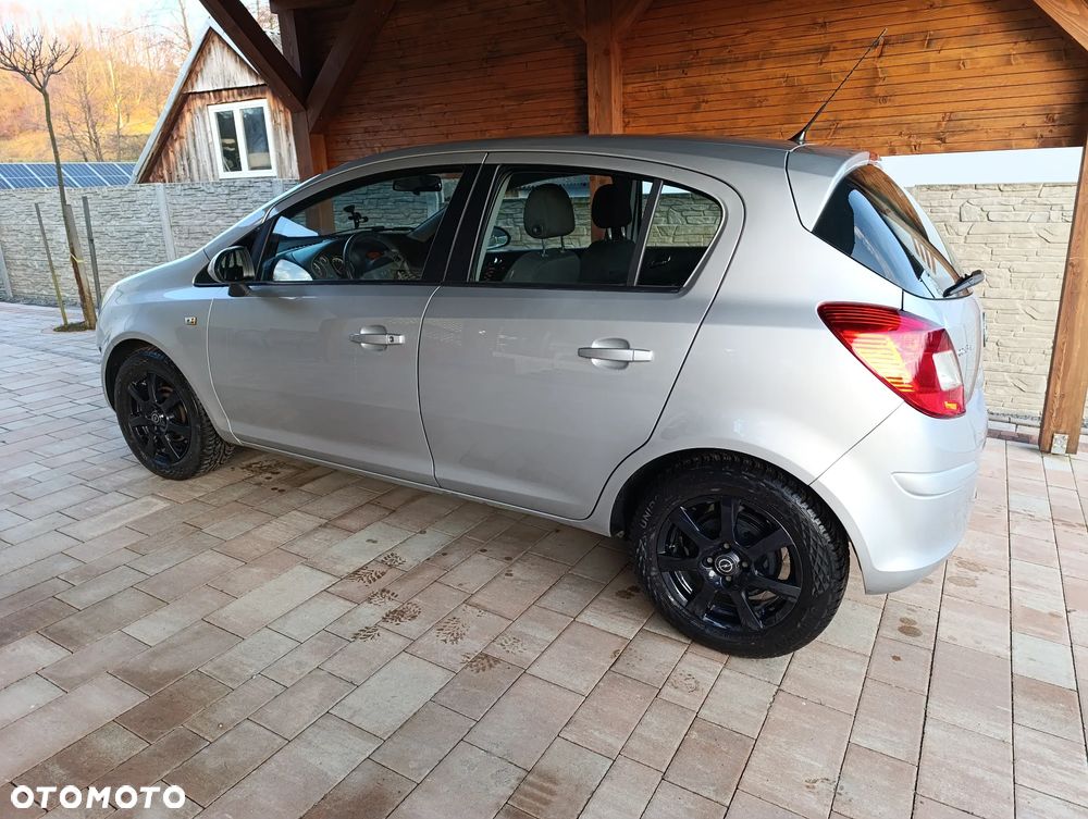 Opel Corsa 1.4 Enjoy - 3