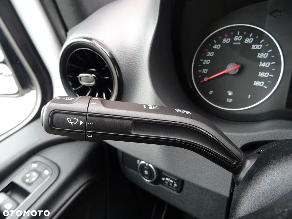 Mercedes-Benz SPRINTER - 20