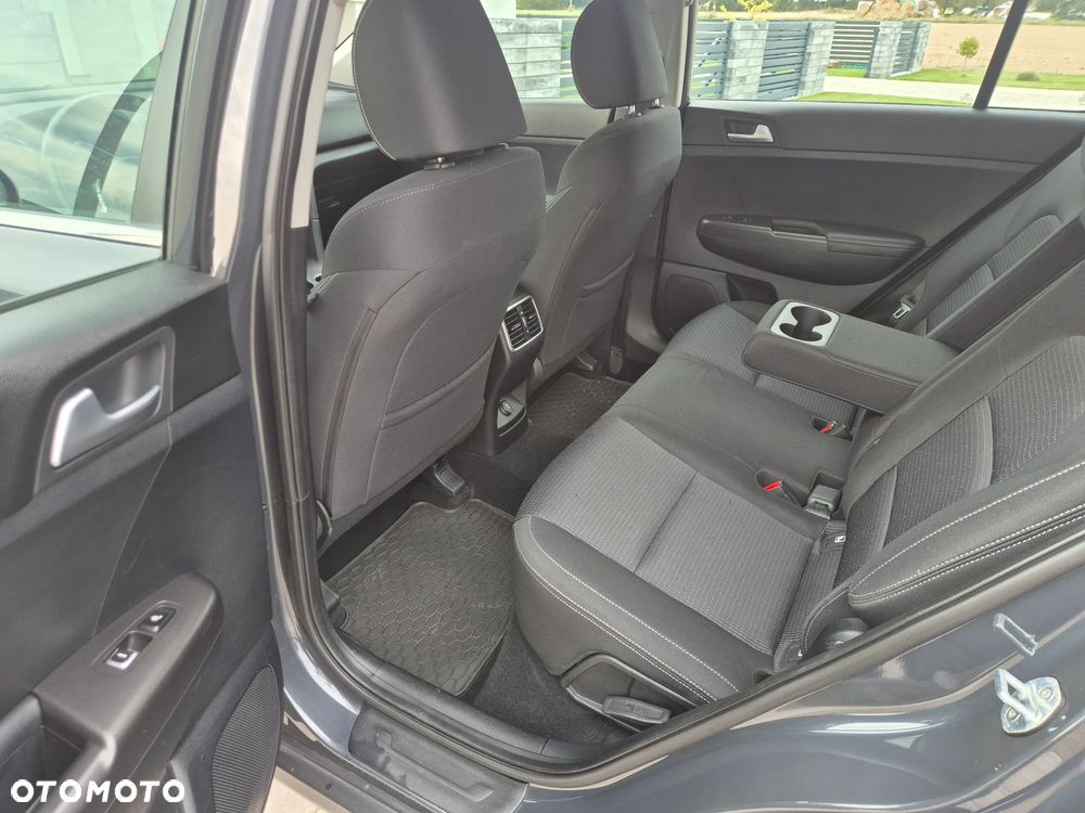 Kia Sportage 1.6 T-GDI 2WD DCT VISION - 16