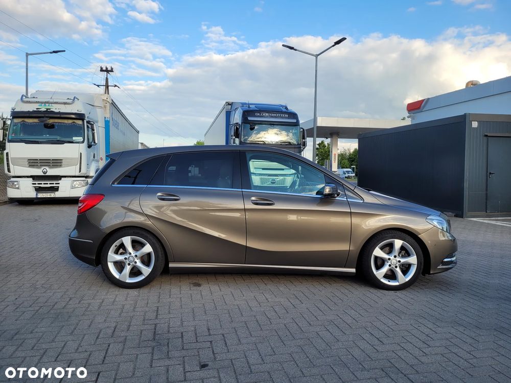 Mercedes-Benz Klasa B 180 CDI 7G-DCT - 4