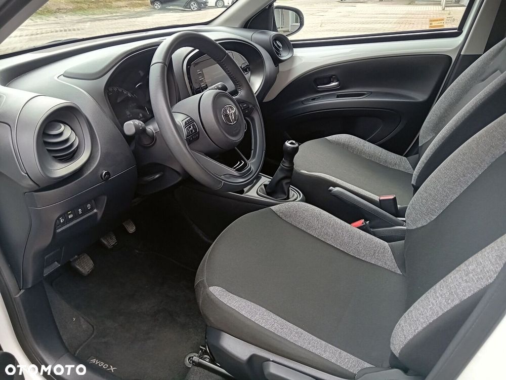 Toyota Aygo X - 11