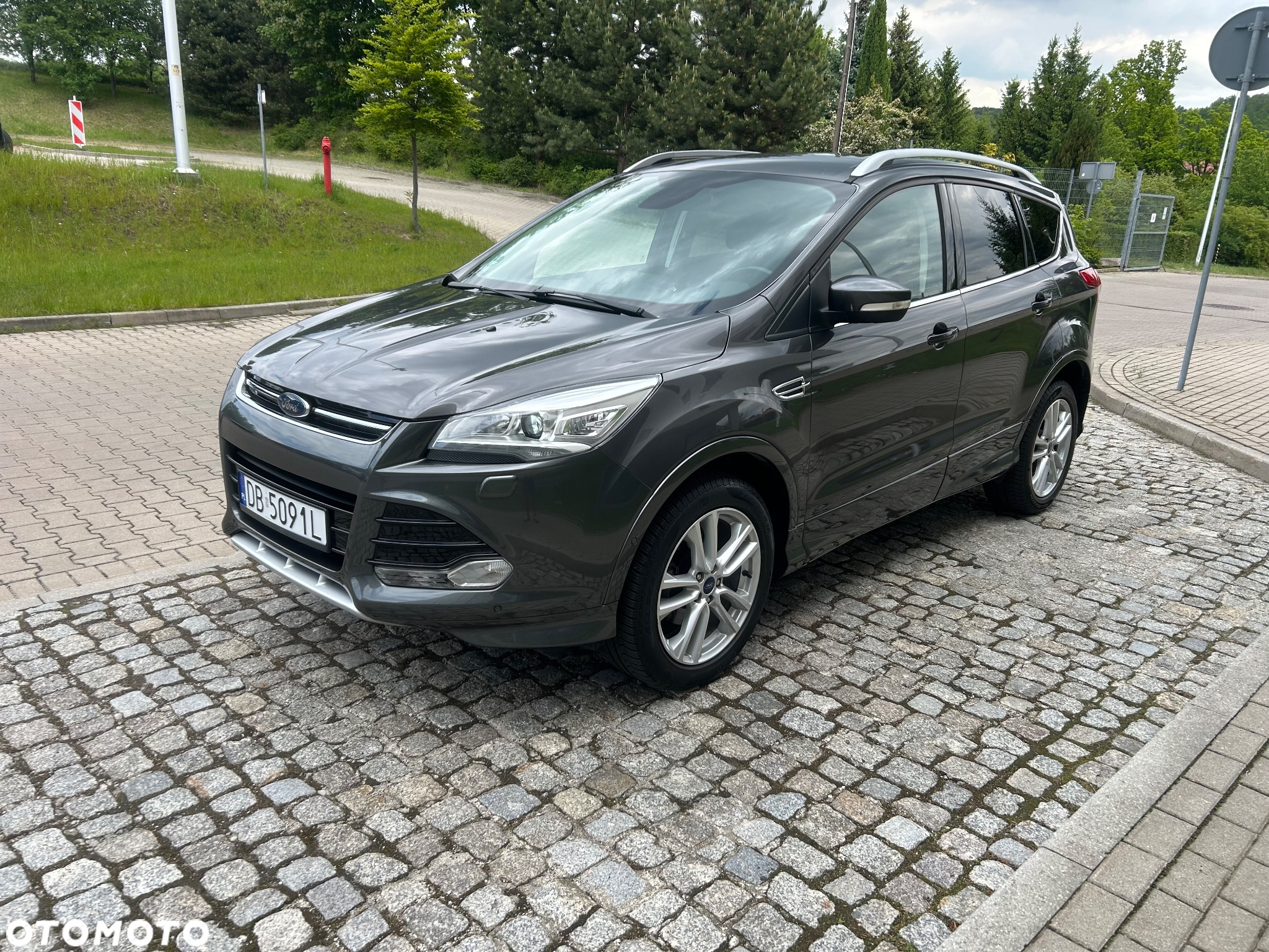 Ford Kuga 1.5 EcoBoost 2x4 Individual - 2