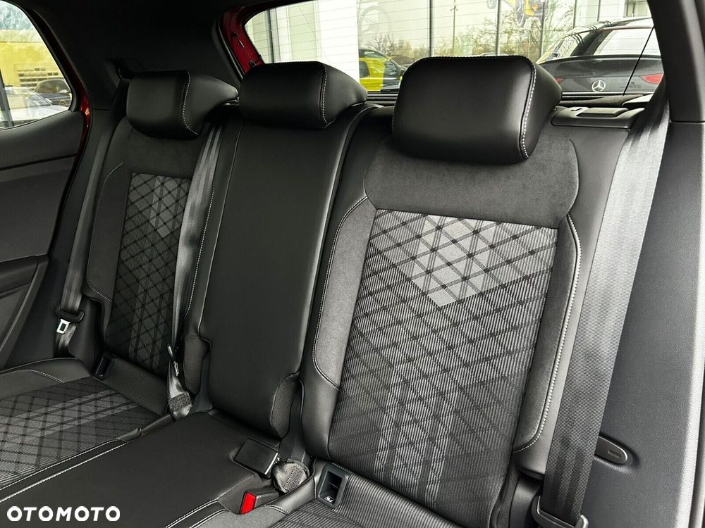 Volkswagen T-Cross - 8