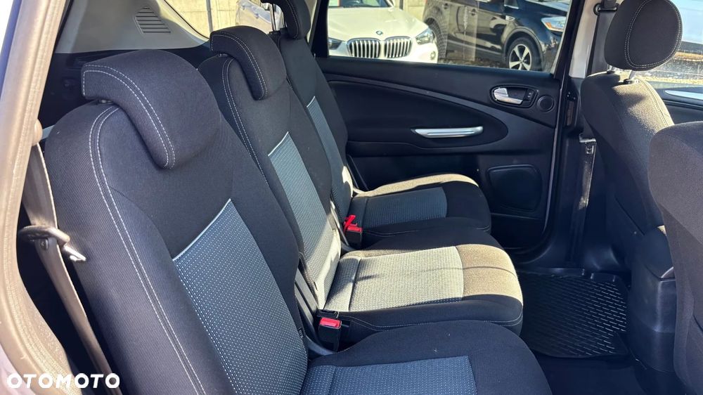 Ford S-Max 2.0 TDCi Trend - 21