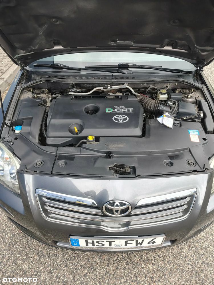 Toyota Avensis 2.2 D-4D X Premium - 27