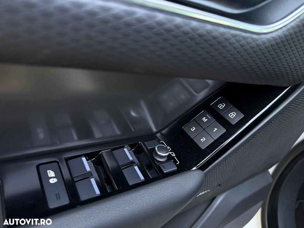 Land Rover Range Rover Velar - 24