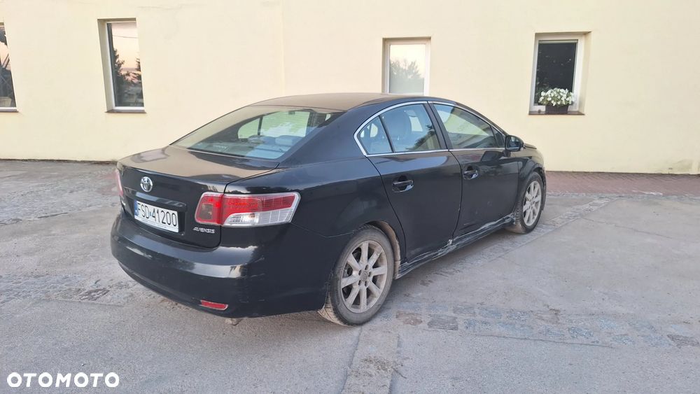 Toyota Avensis 2.0 D-4D Premium - 3