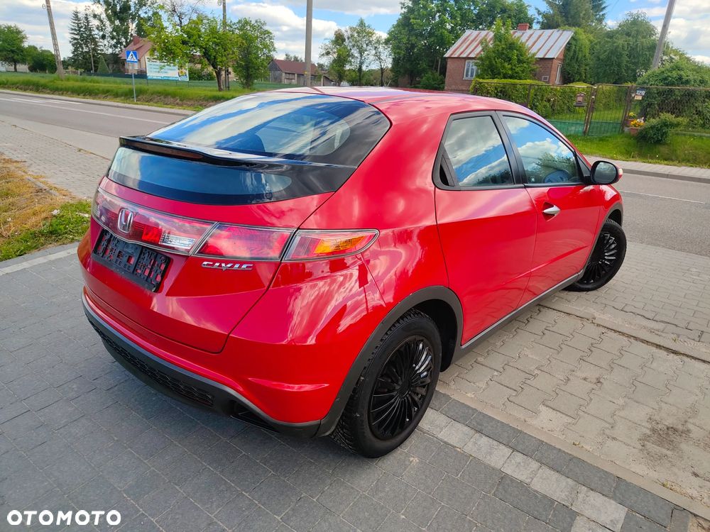 Honda Civic 1.4 i-VTEC - 9