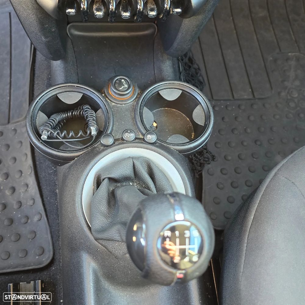 MINI 3 Portas One D - 5