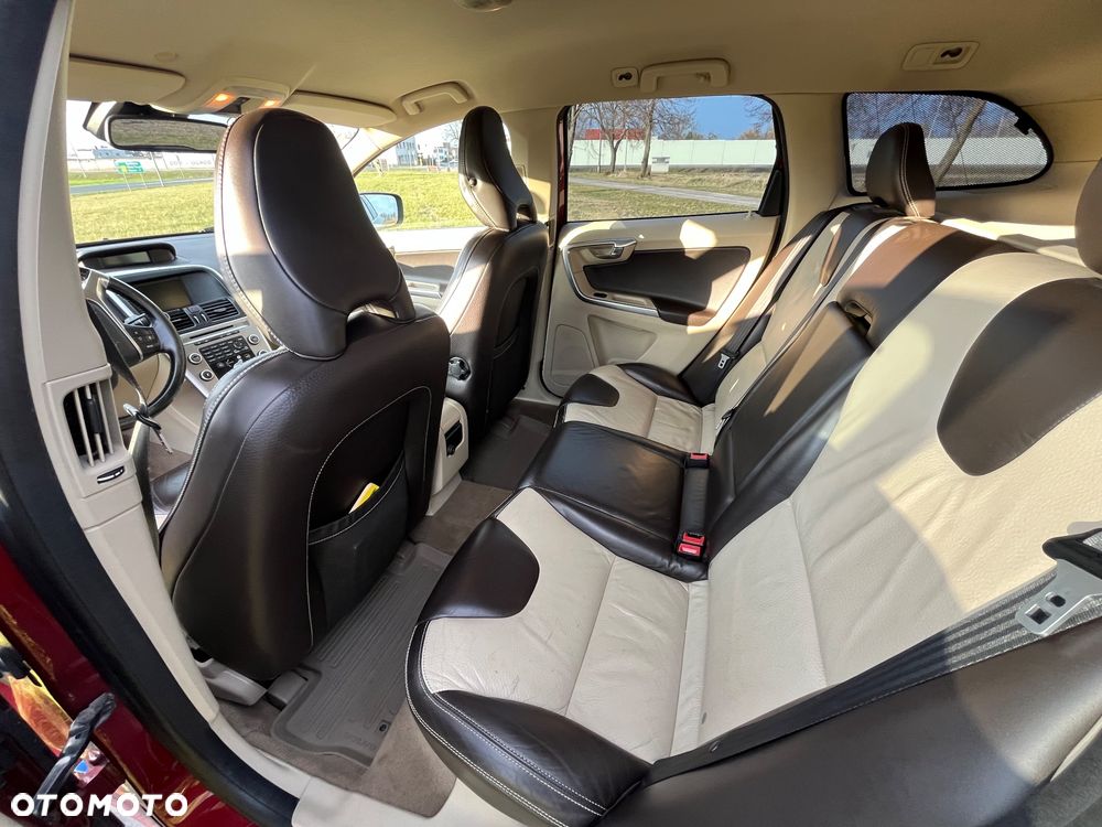 Volvo XC 60 - 11