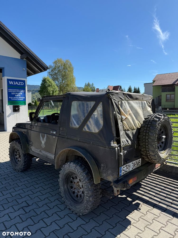 Suzuki Samurai 1.3 JX Canvas Top - 3
