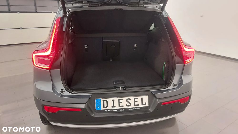 Volvo XC 40 D3 R-Design - 6