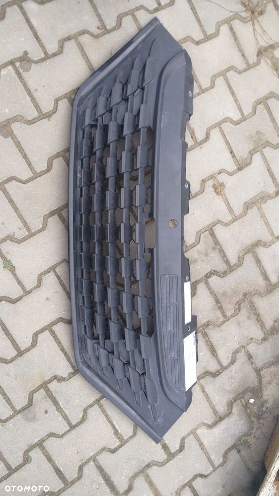 IVECO DAILY grill atrapa - 1