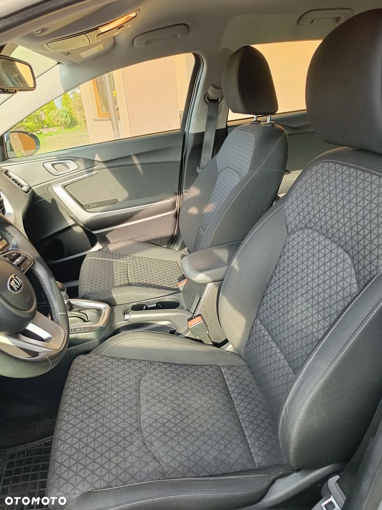 Kia Ceed 1.6 CRDi SCR M DCT - 35