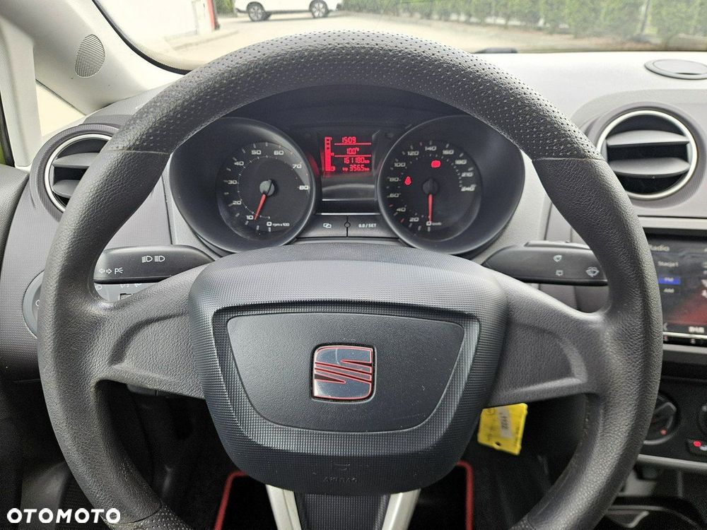 Seat Ibiza 1.4 16V Reference - 28