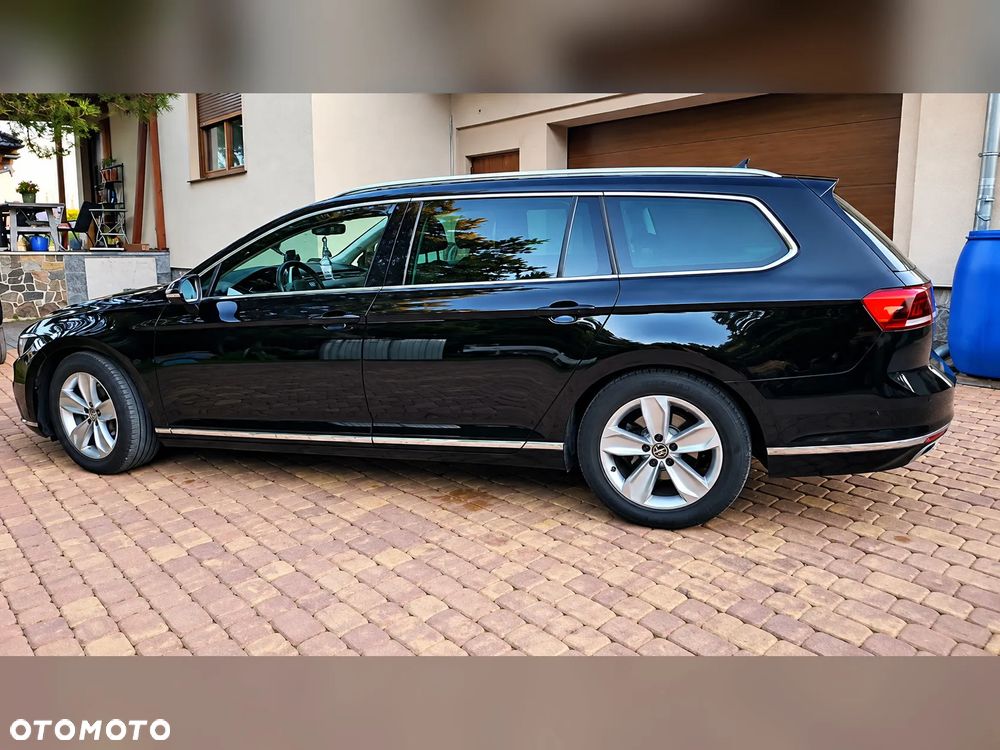Volkswagen Passat 2.0 TDI Elegance DSG - 8
