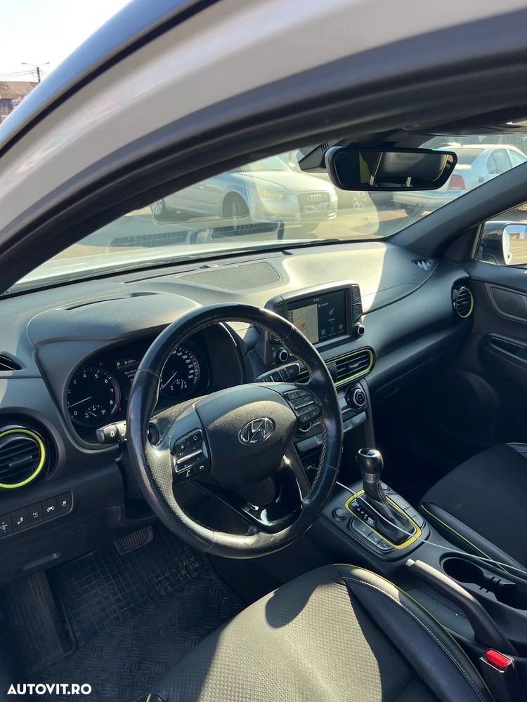 Hyundai KONA 1.6 T-GDI 4WD Aut. Luxury - 7