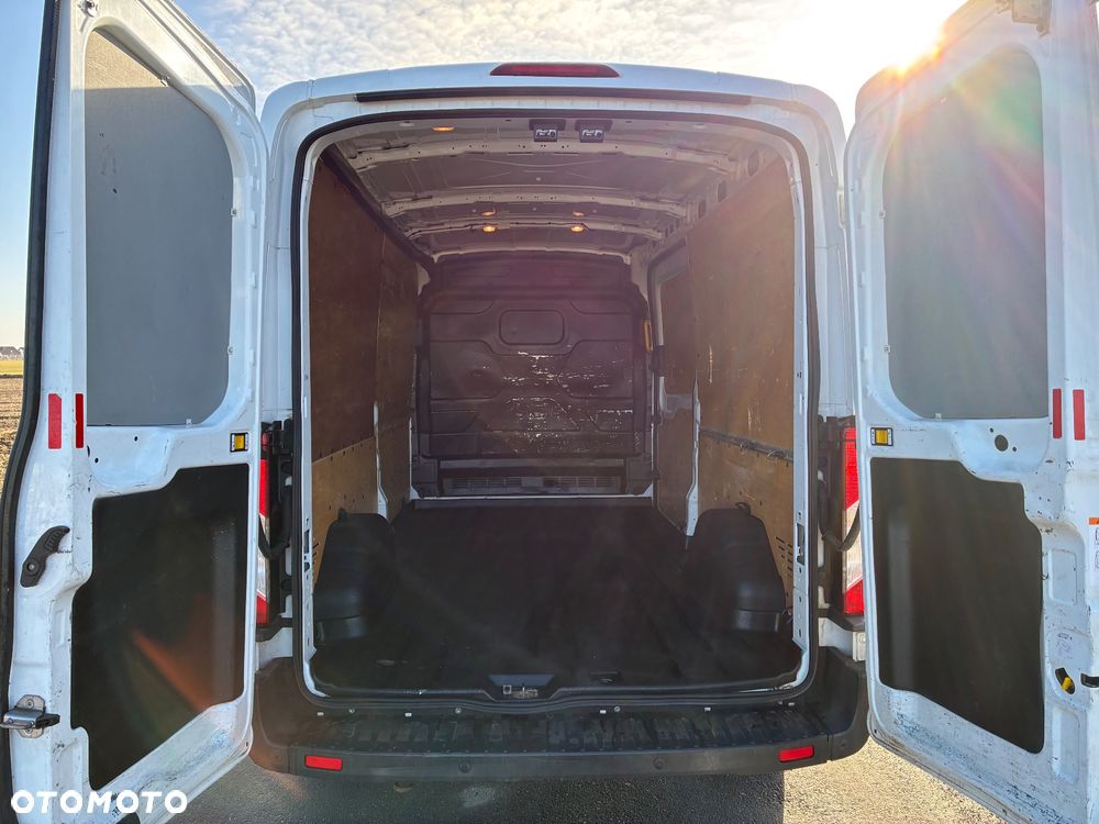 Ford Transit - 8