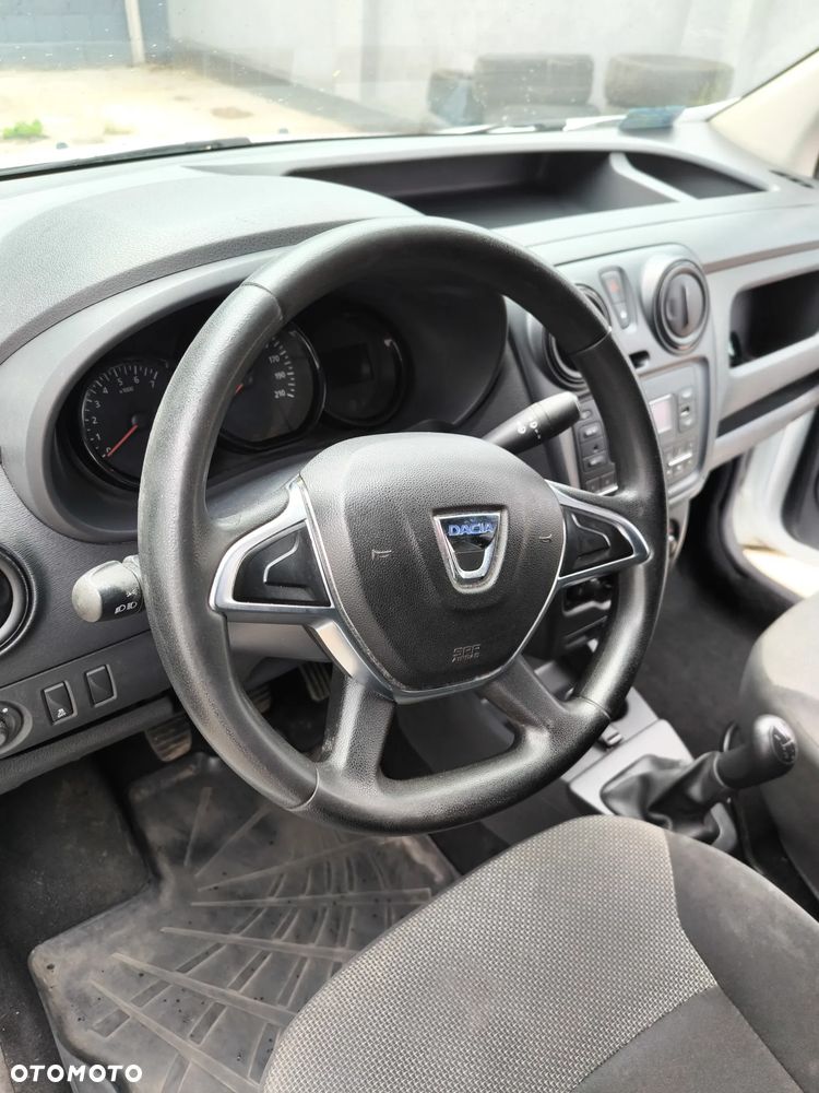 Dacia Dokker - 5