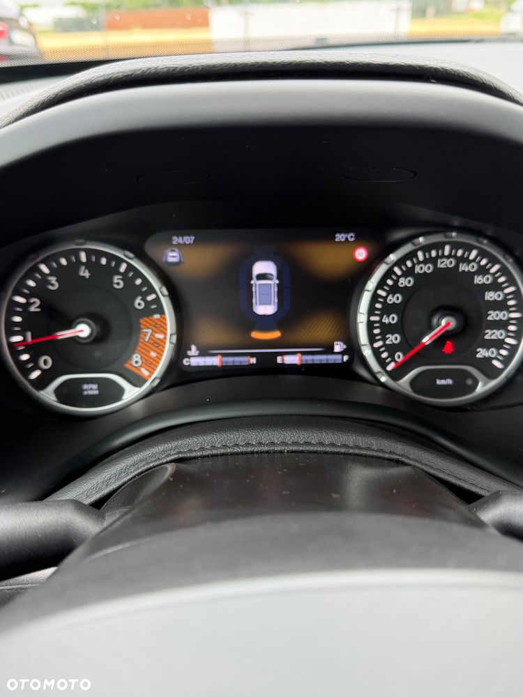 Jeep Renegade - 33