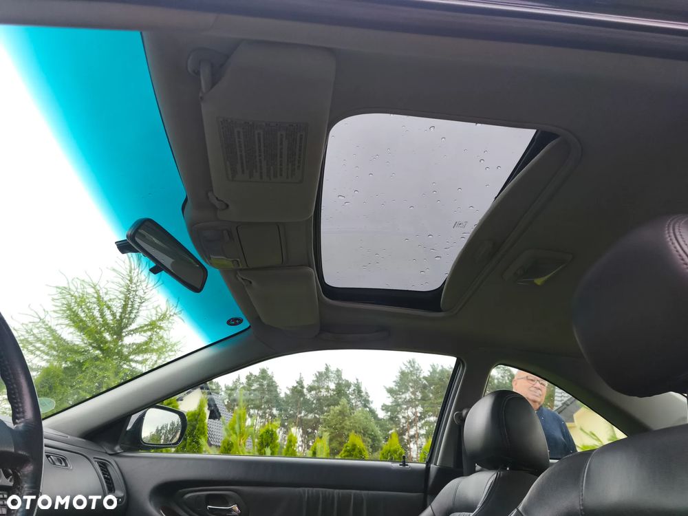 Honda Accord 3.0i ES - 22