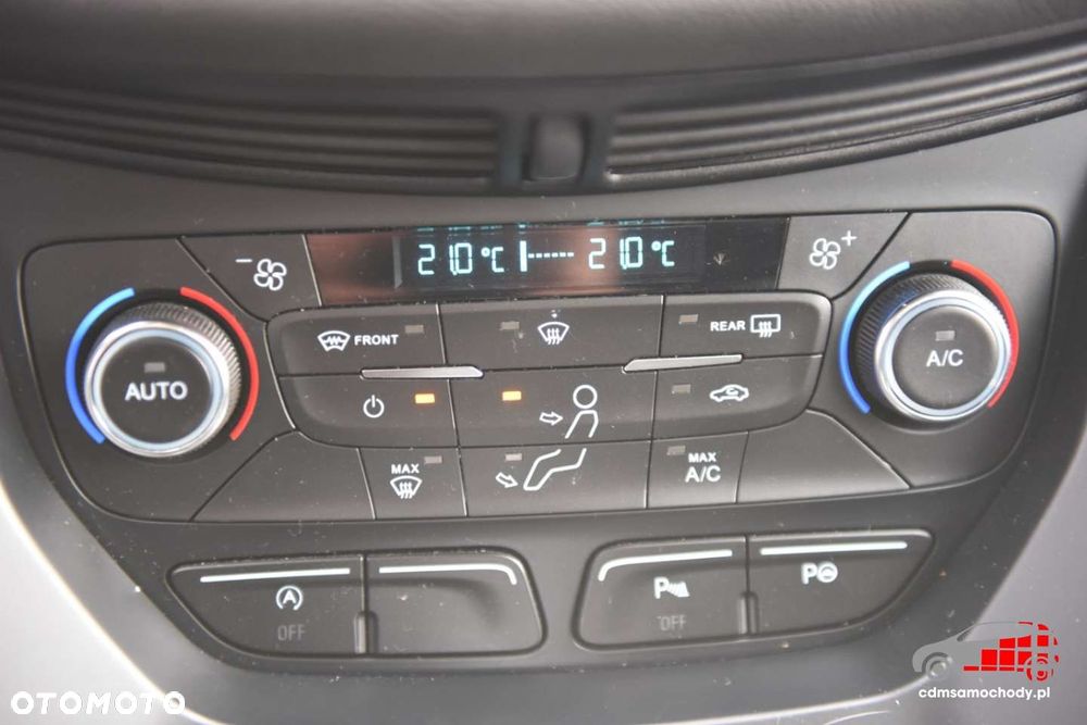 Ford Kuga - 30