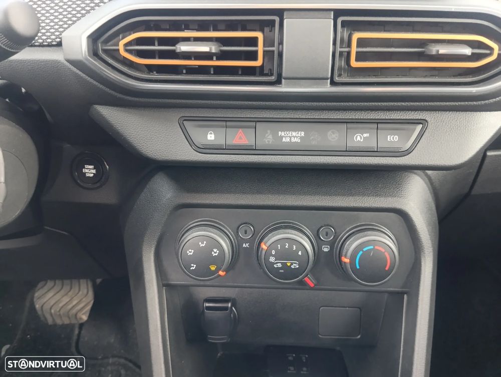Dacia Sandero 1.0 TCe Stepway Expression CVT - 13