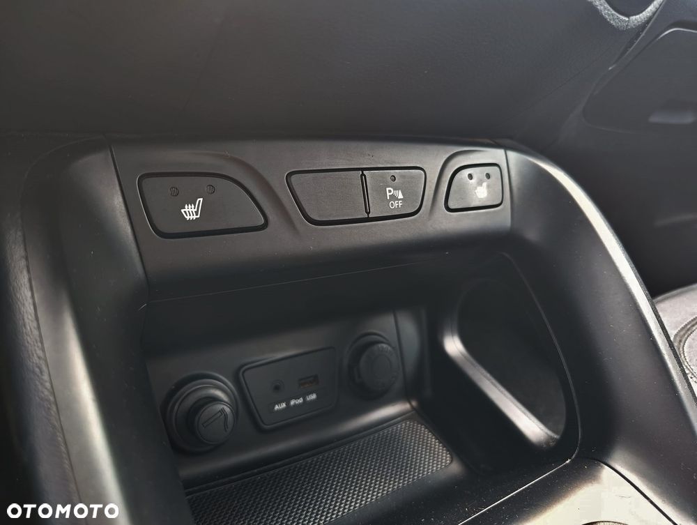 Hyundai ix35 2.0 2WD Comfort - 24