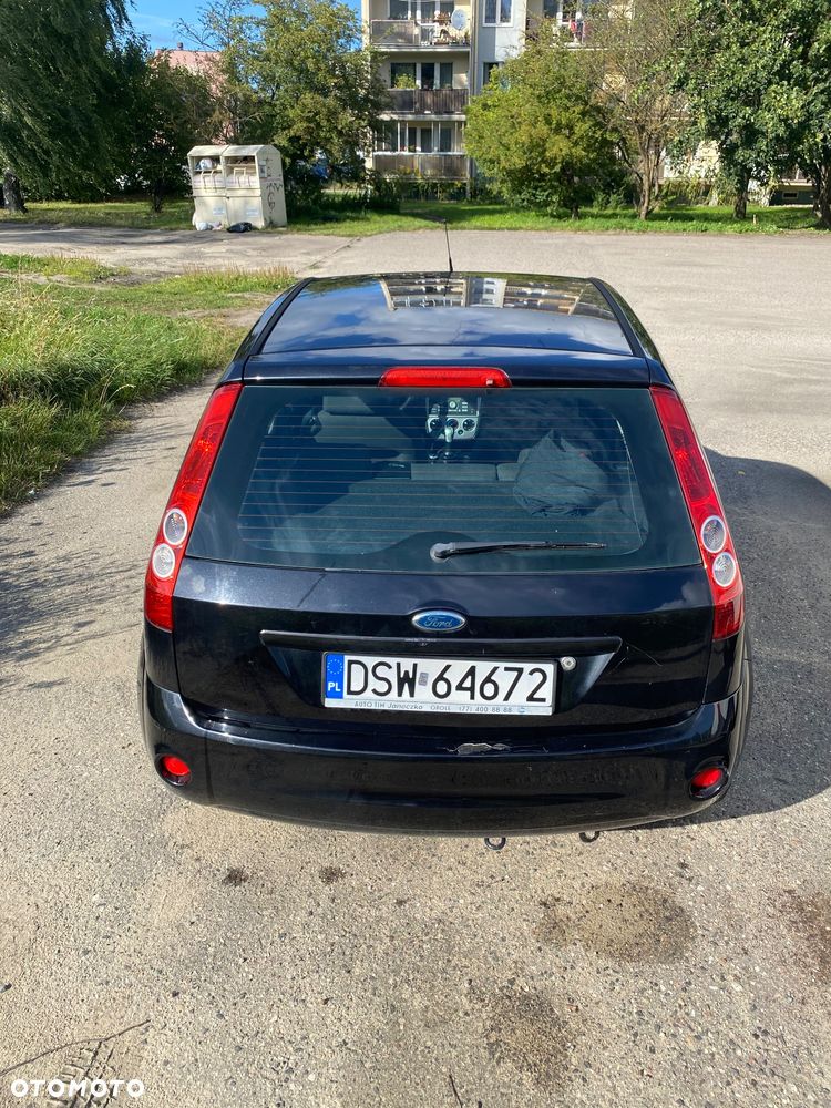 Ford Fiesta - 4