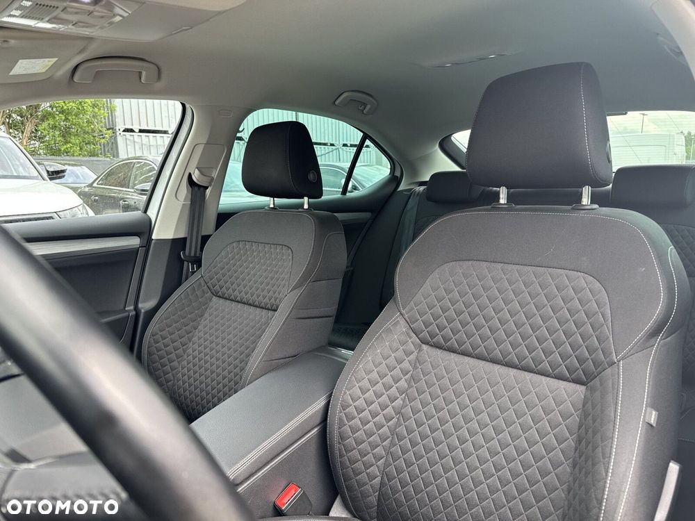 Skoda Superb 2.0 TSI Ambition DSG - 15