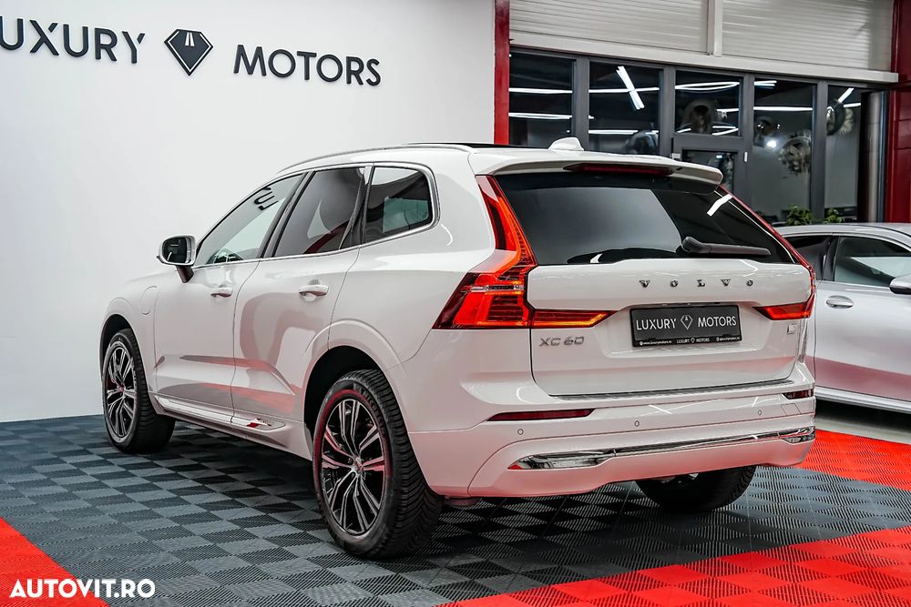 Volvo XC 60 Recharge T6 Twin Engine eAWD Inscription Expression - 7