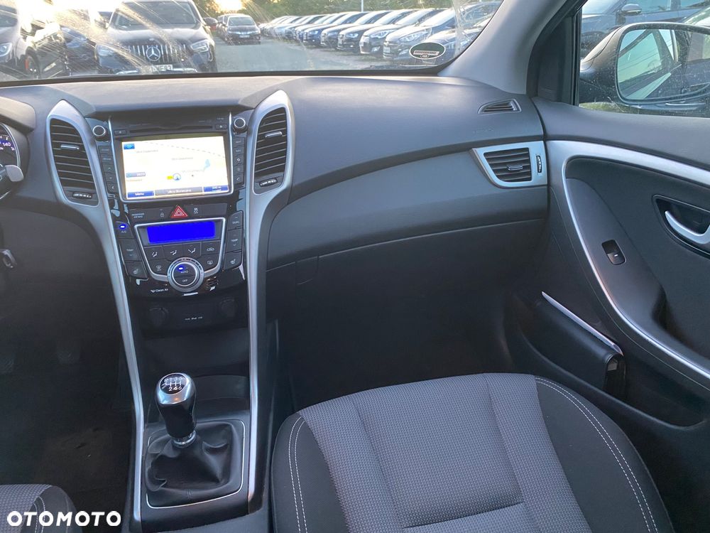 Hyundai i30 1.4 Premium - 32
