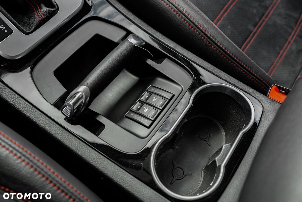 Ford S-Max 2.0 EcoBoost Titanium - 31