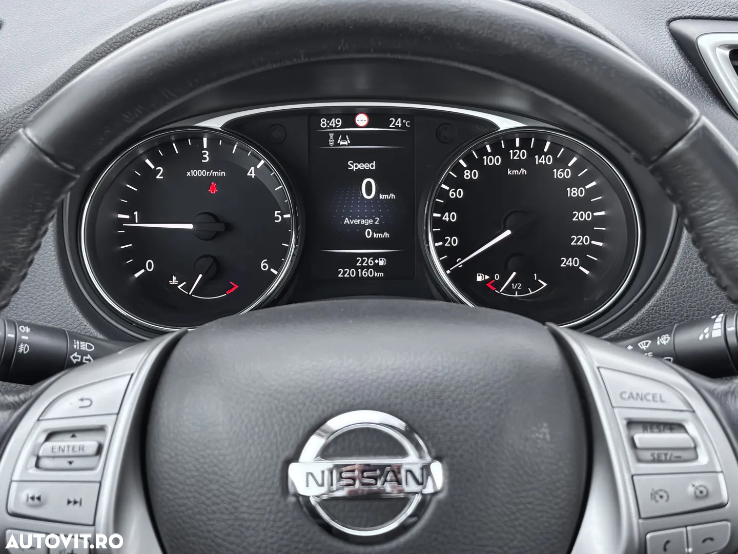 Nissan X-Trail - 12