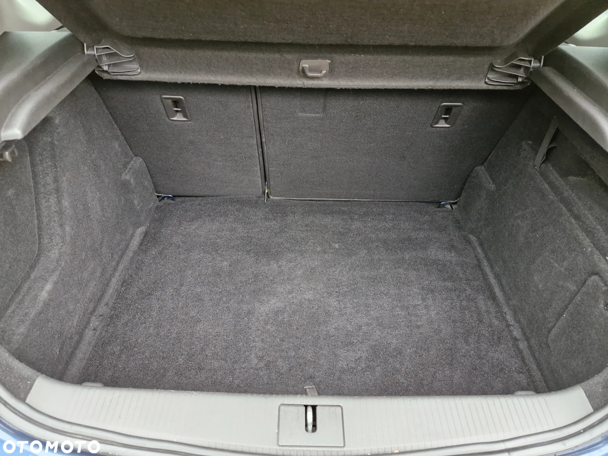 Opel Astra 1.4 Turbo Color Edition - 23