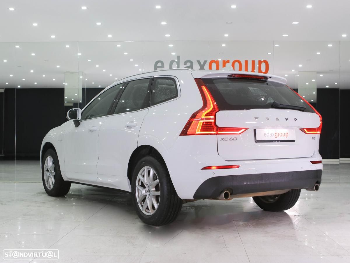 Volvo XC 60 2.0 T8 PHEV Momentum AWD - 4