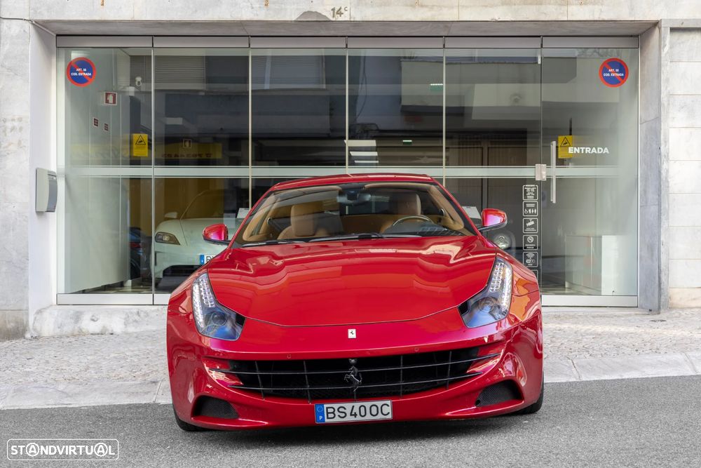 Ferrari FF 6.3 V12 - 2