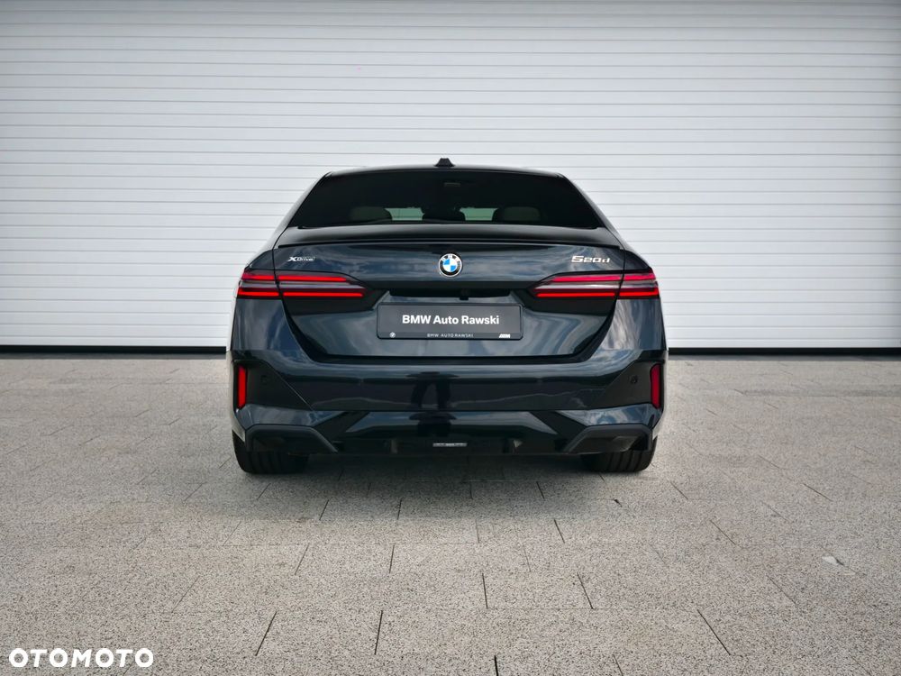BMW Seria 5 520d xDrive mHEV M Sport - 12