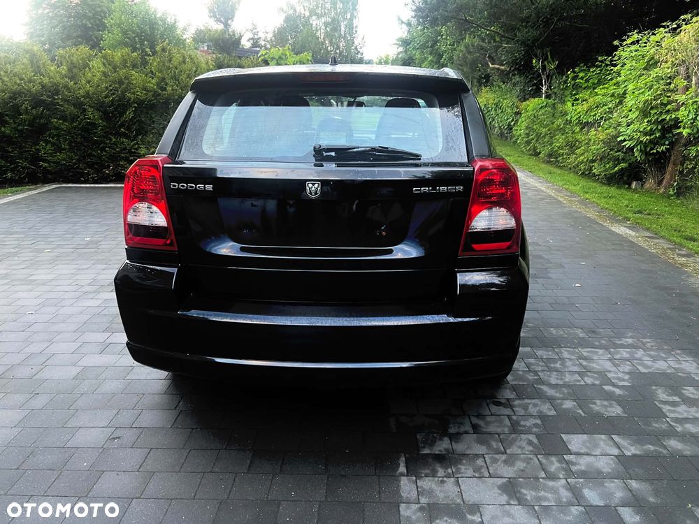 Dodge Caliber 2.0 SXT - 8