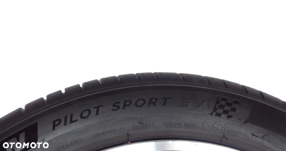 Koła FELGI 20 HYUNDAI Ioniq 5 5x114,3 Oryginalne Czujniki LETNIE 255/45/20 - 14