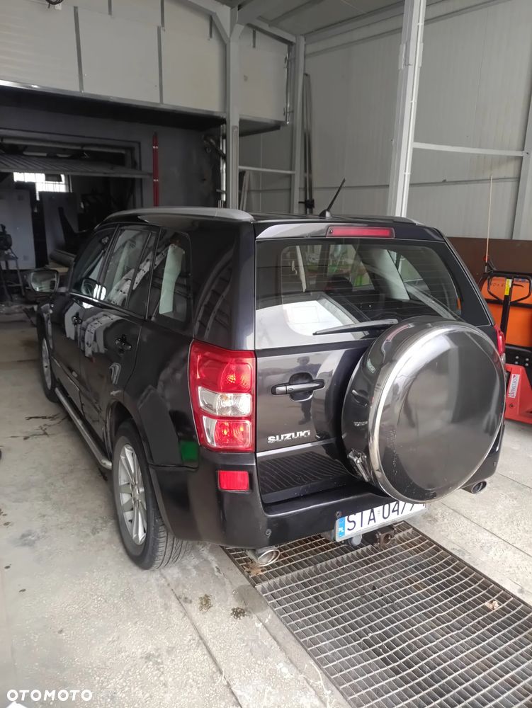 Suzuki Grand Vitara 1.9 DDiS Premium - 3