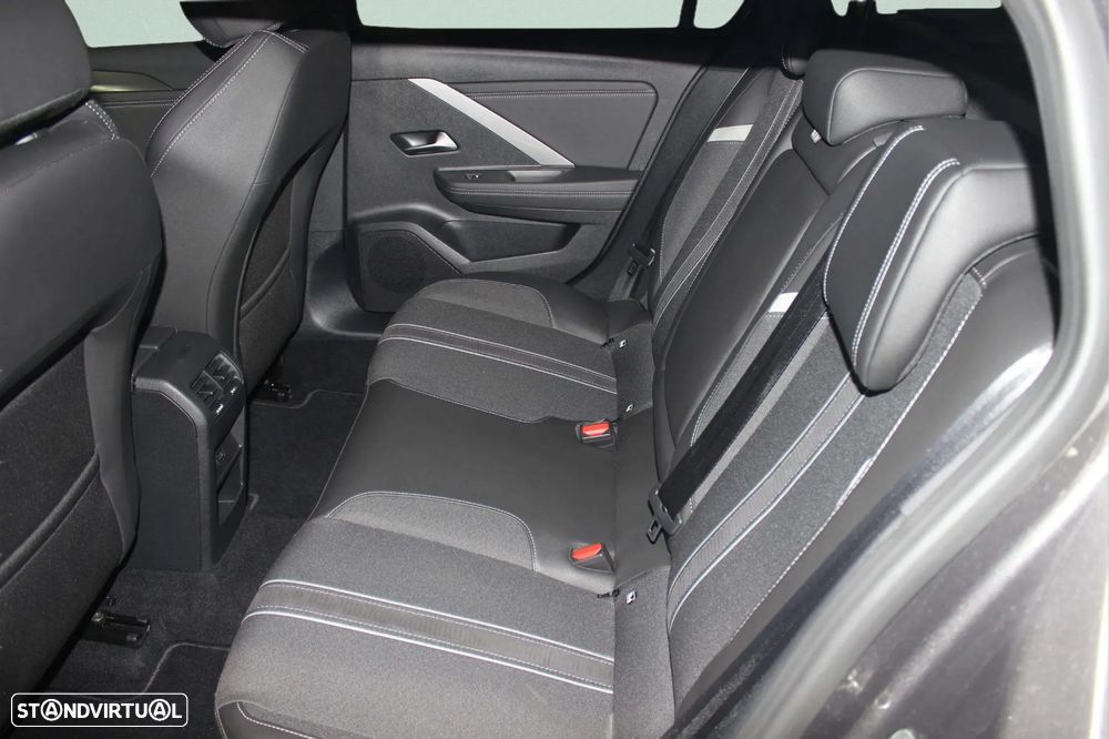 Opel Astra Sports Tourer 1.2 T Hybrid GS eDCT - 19