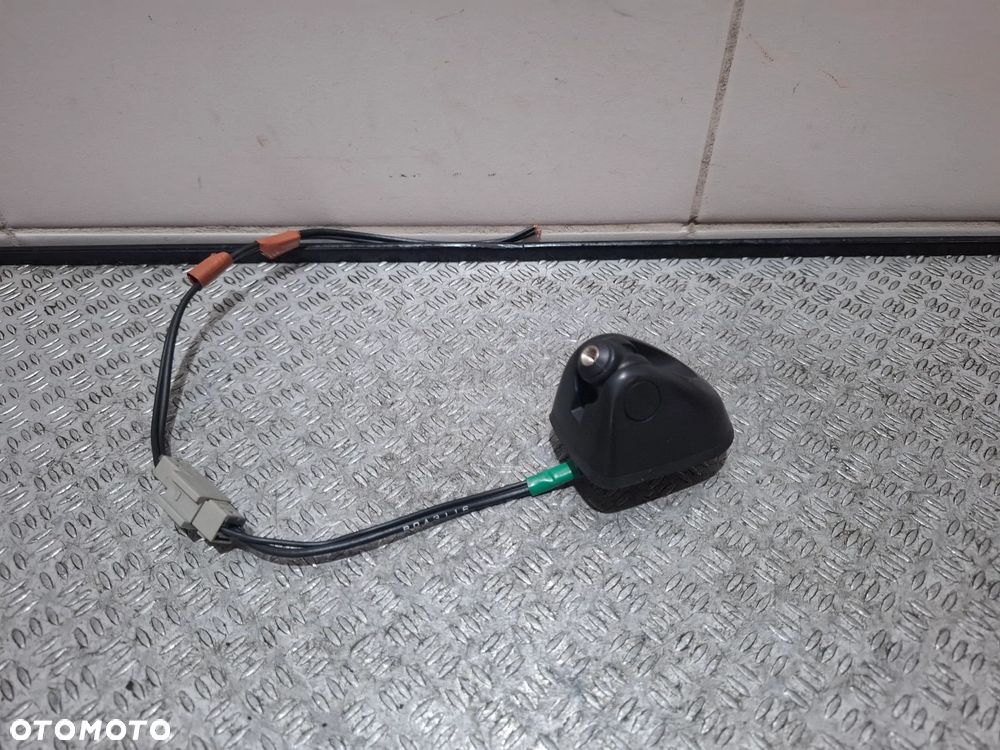 Antena podstawa anteny dachowej Nissan Juke 2011 rok - 2