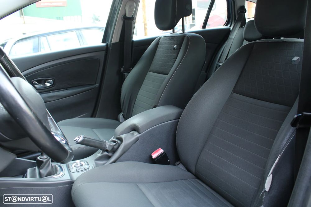 Renault Mégane Sport Tourer 1.5 dCi Limited SS - 30