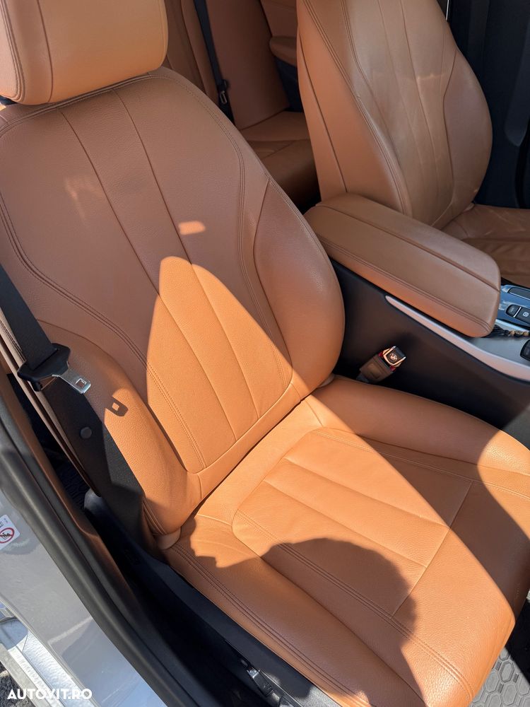 BMW Seria 5 520i AT - 9