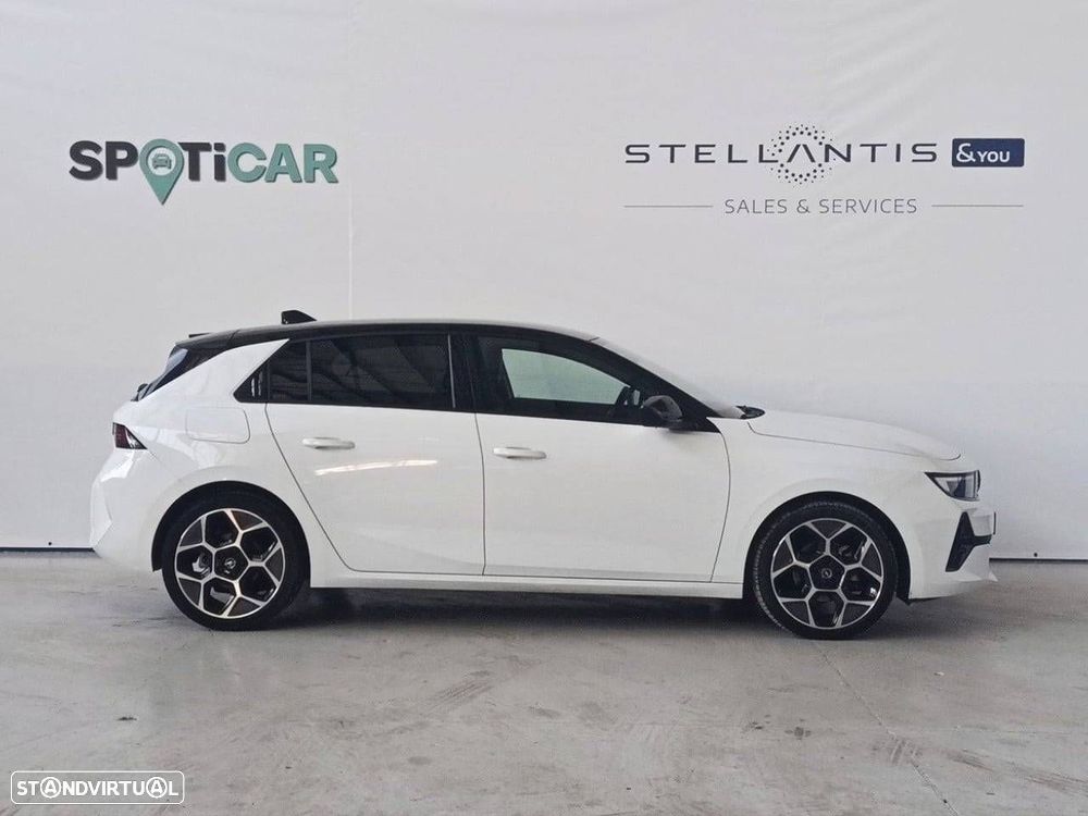 Opel Astra 1.2 T GS Aut. - 4