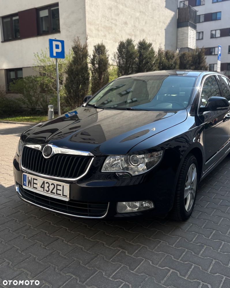 Skoda Superb 1.8 TSI Elegance DSG - 3
