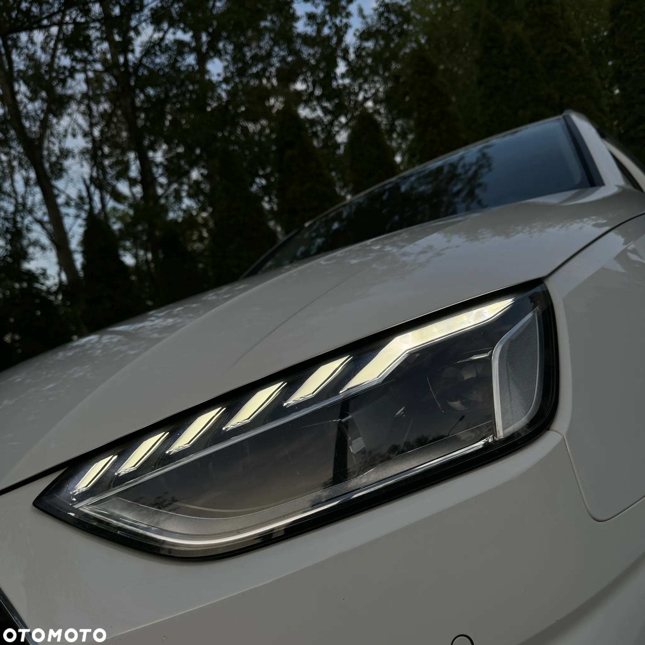 Audi A4 Avant 30 TDI S tronic - 9